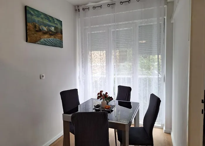 Lägenhet Megy *
