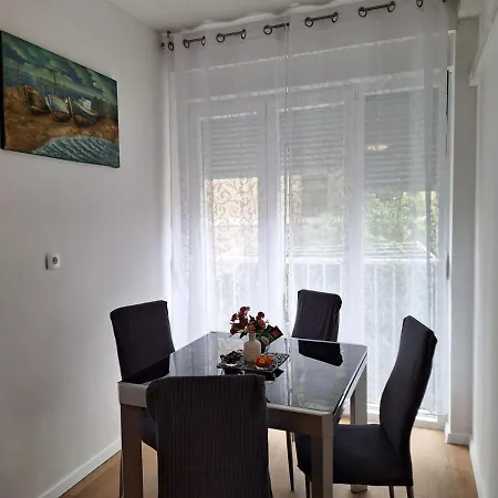 Apartment Megy *